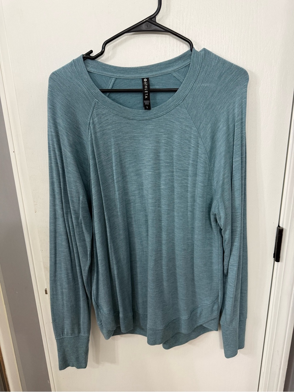 Athleta Teal-Blue Long Sleeve Crewneck Top